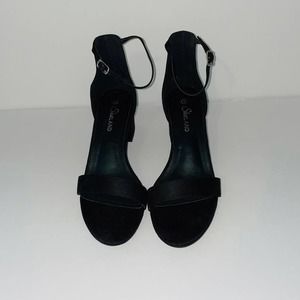 Shoeland Black Suede Heels Size 9